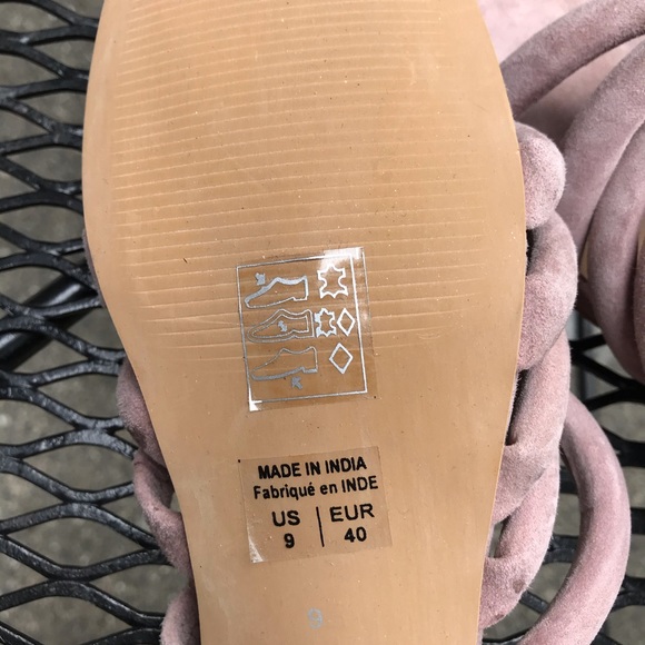 Sandals - Picture 4 of 6